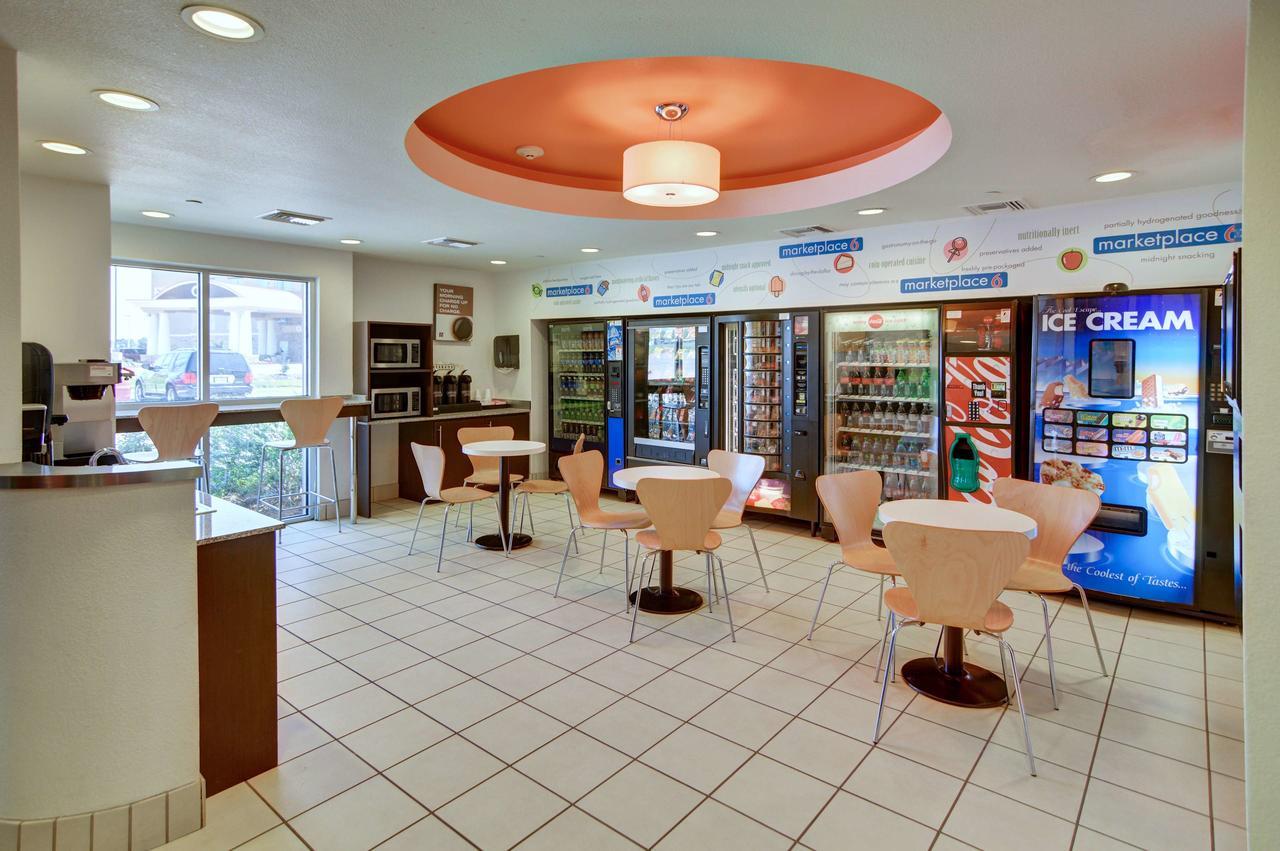 Motel 6-Roanoke, Tx - Northlake - Speedway Zewnętrze zdjęcie