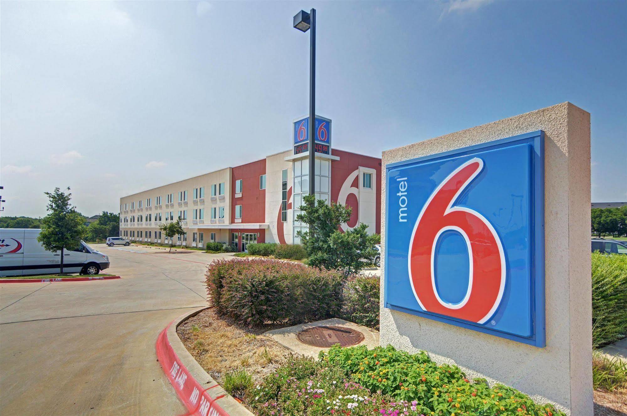 Motel 6-Roanoke, Tx - Northlake - Speedway Zewnętrze zdjęcie